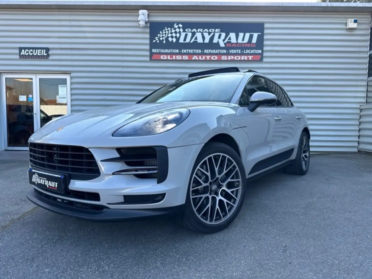 Porsche Macan S 3.0L 354CV 1ERE MAIN PAS DE MALUS 9200 KMS TOP-P - 2