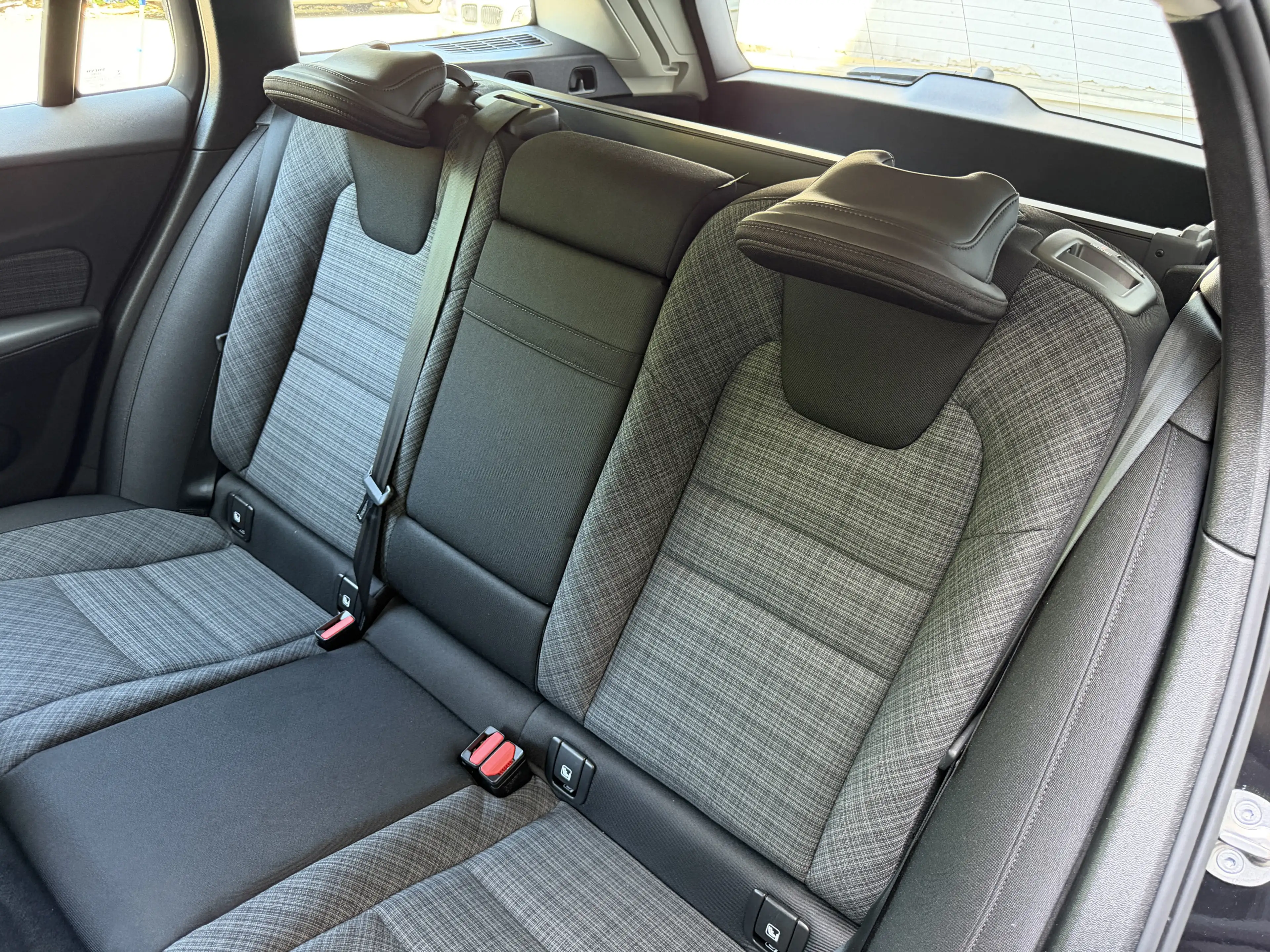 Volvo V60 Core LED Navi VirtualCockpit AHK Sitzheizung — photo 15