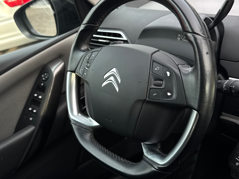 Citroen Grand C4 Picasso 1.6 BlueHDi / 7PLACES / BOITE AUTO / FULLOPTIONS — photo 15