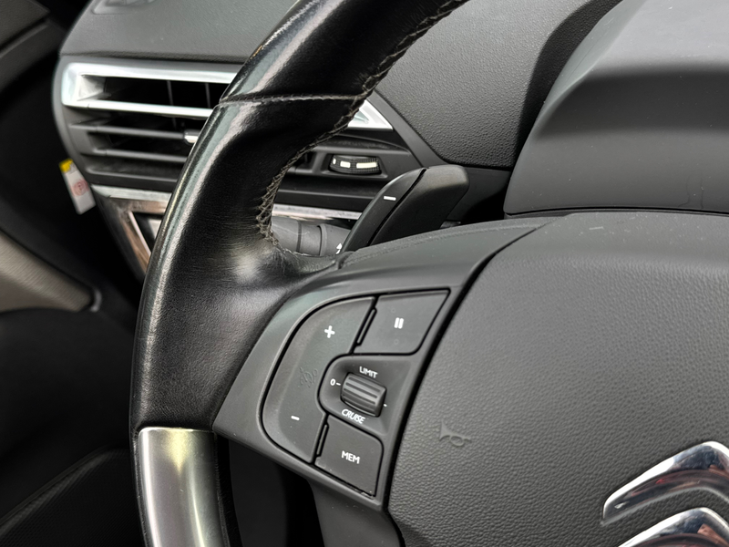 Citroen Grand C4 Picasso 1.6 BlueHDi / 7PLACES / BOITE AUTO / FULLOPTIONS — photo 14