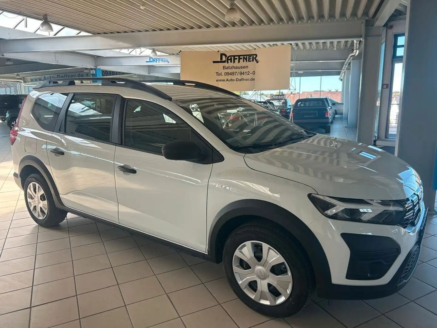 Dacia Jogger Eco-G 100 Essential 5-Sitzer/PDC/KLIMA Weiß - 2