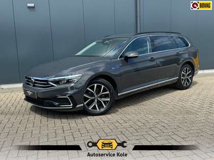 Volkswagen Passat Variant GTE * Rondomcamera * Sideass. * Trekhaak * Xenon/l