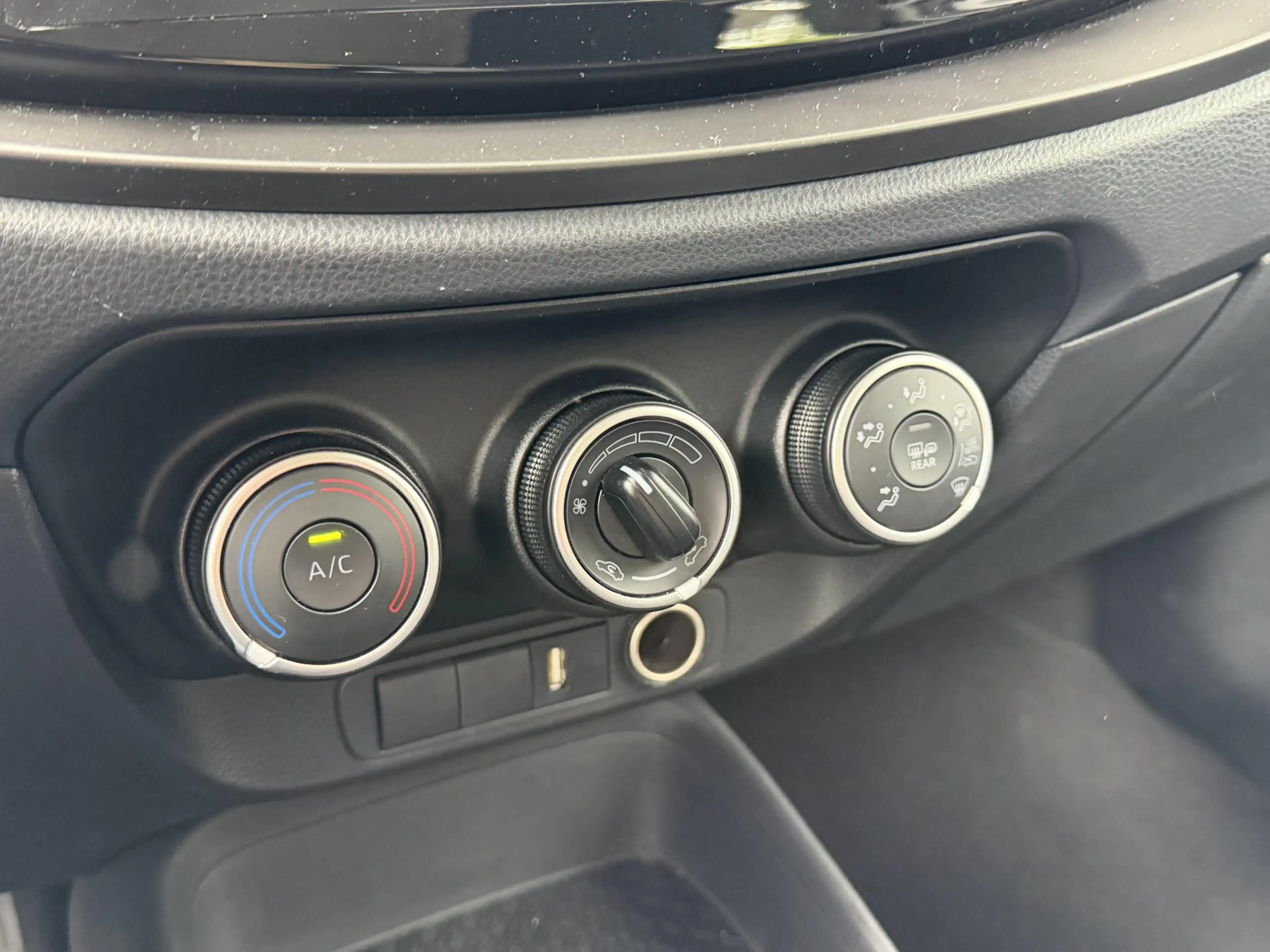 Toyota Aygo X 1.0 VVT-i MT Play Airco Camera Cruise — photo 13