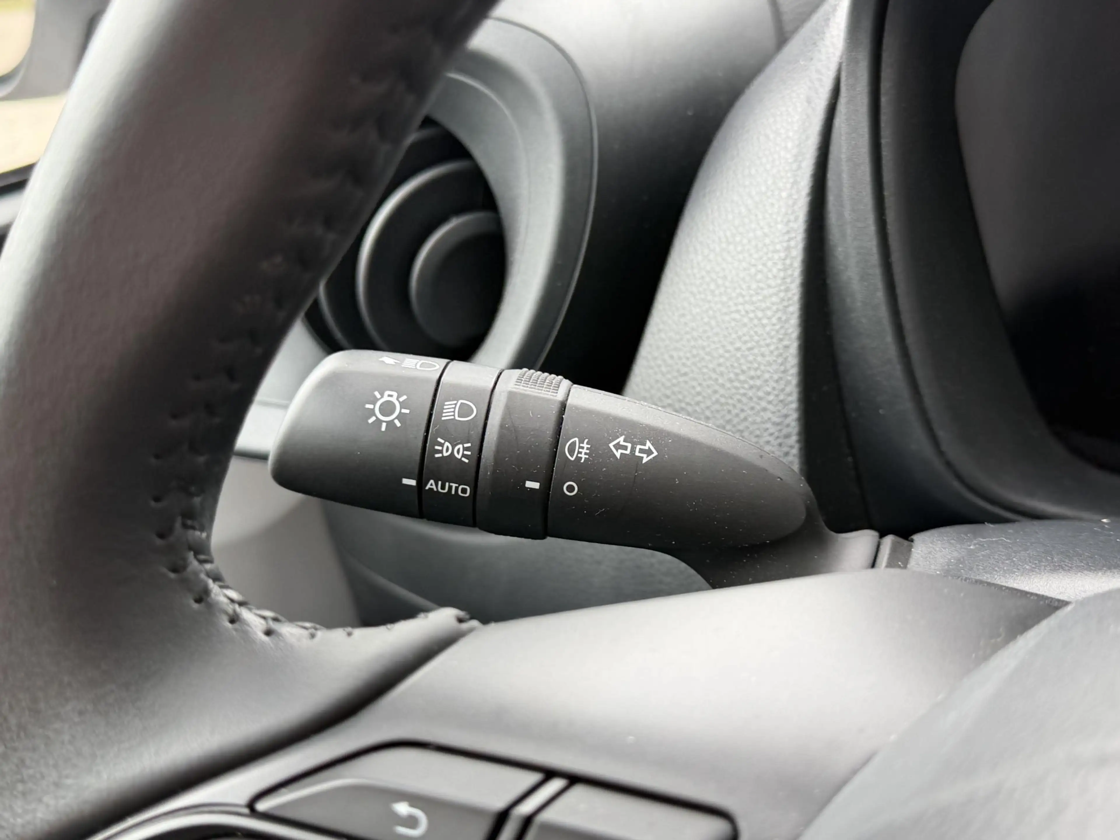 Toyota Aygo X 1.0 VVT-i MT Play Airco Camera Cruise — photo 6