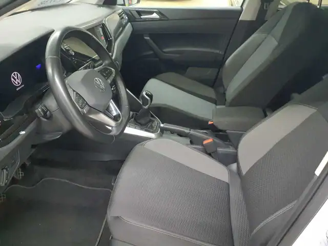 Volkswagen Polo view 7