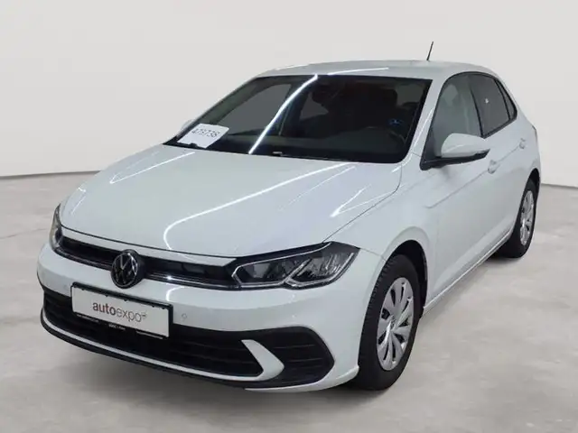 Volkswagen Polo view 2