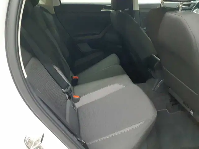 Volkswagen Polo view 14