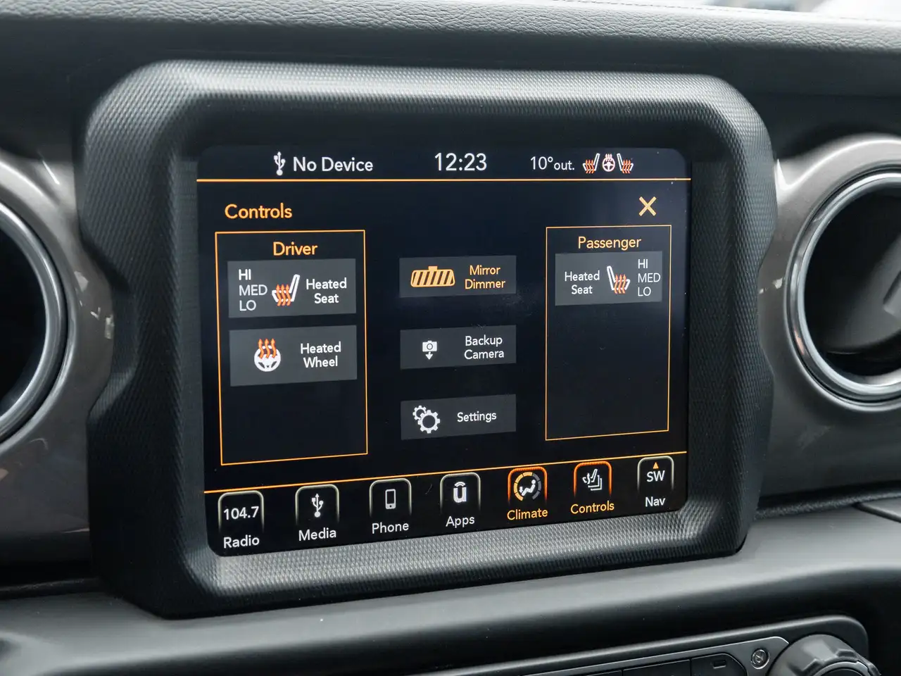Jeep Wrangler снимка Jeep Wrangler