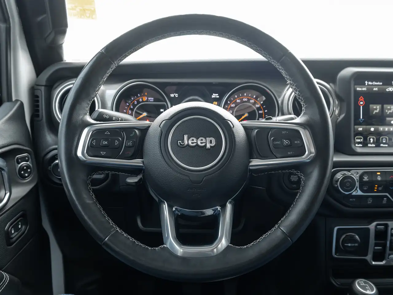 Jeep Wrangler снимка Jeep Wrangler