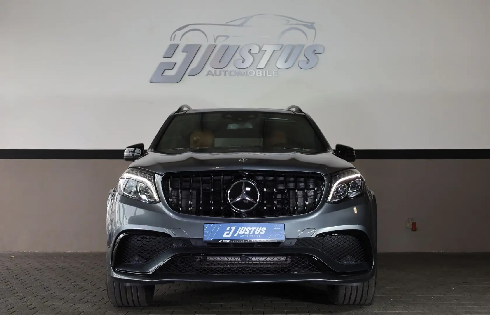 Mercedes-Benz GLS 500 GLS 550 4MATIC/360*/AIRMATIC/MASSAGE/PANO/HK/R21 Grau - 2