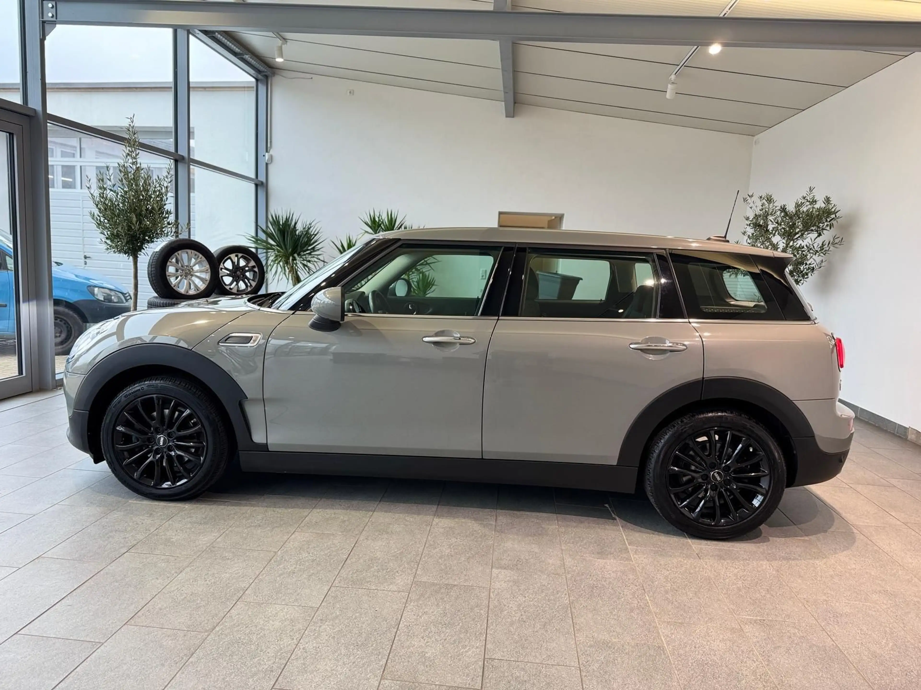MINI Cooper Clubman Chili LED 17 Zoll — photo 11