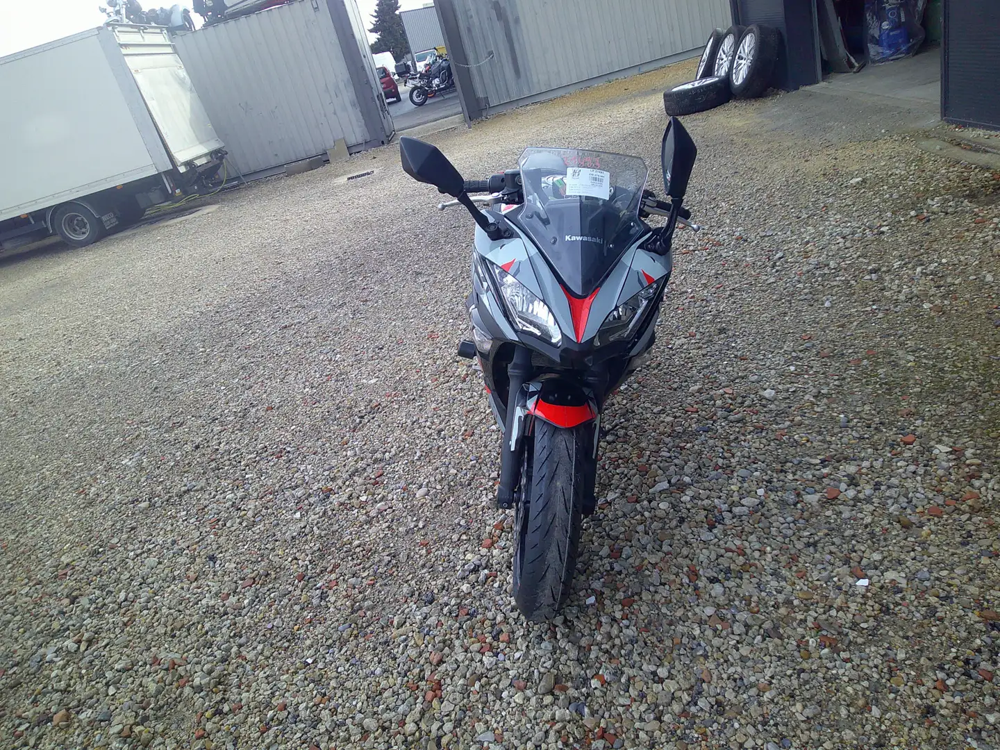 Kawasaki Ninja 650 - 2