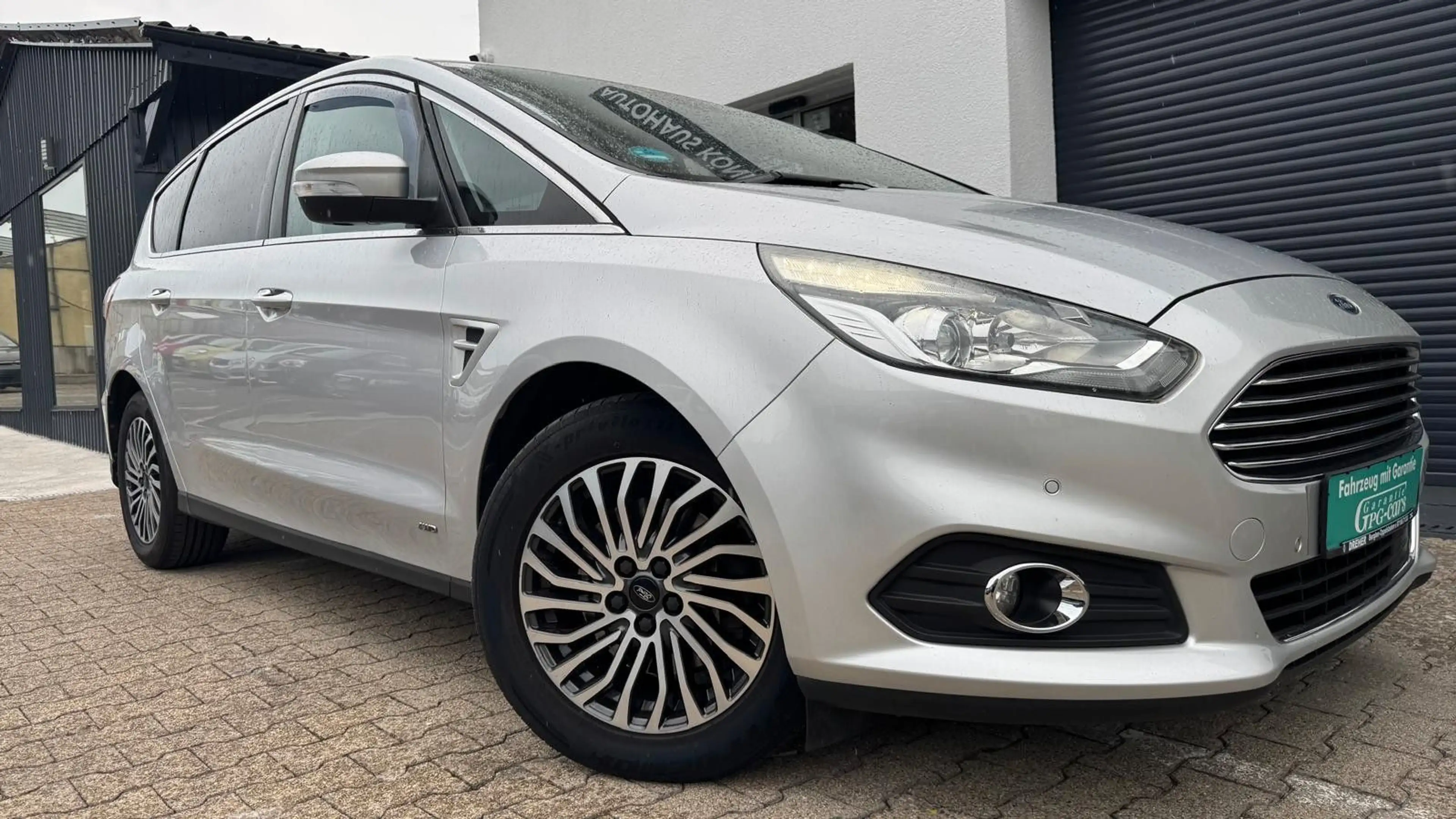 Ford S-Max 2.0 ALLRAD+190PS+4X4+TÜV+GARANTIE+ANHÄNG+N — photo 2