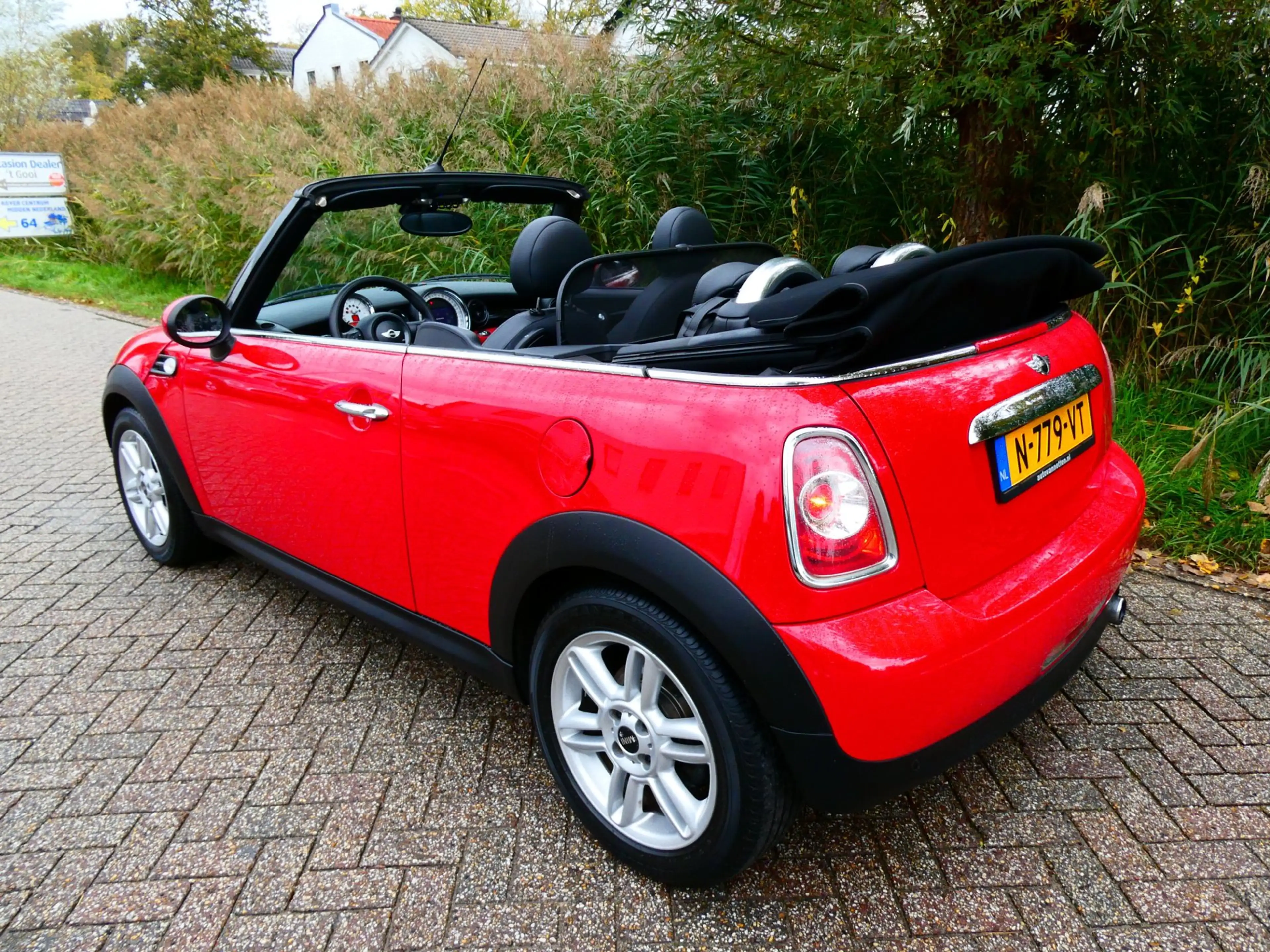 MINI Cooper Cabrio 1.6 120pk 110.000km. 2e eig. Clima Cruise Leder Na — photo 5