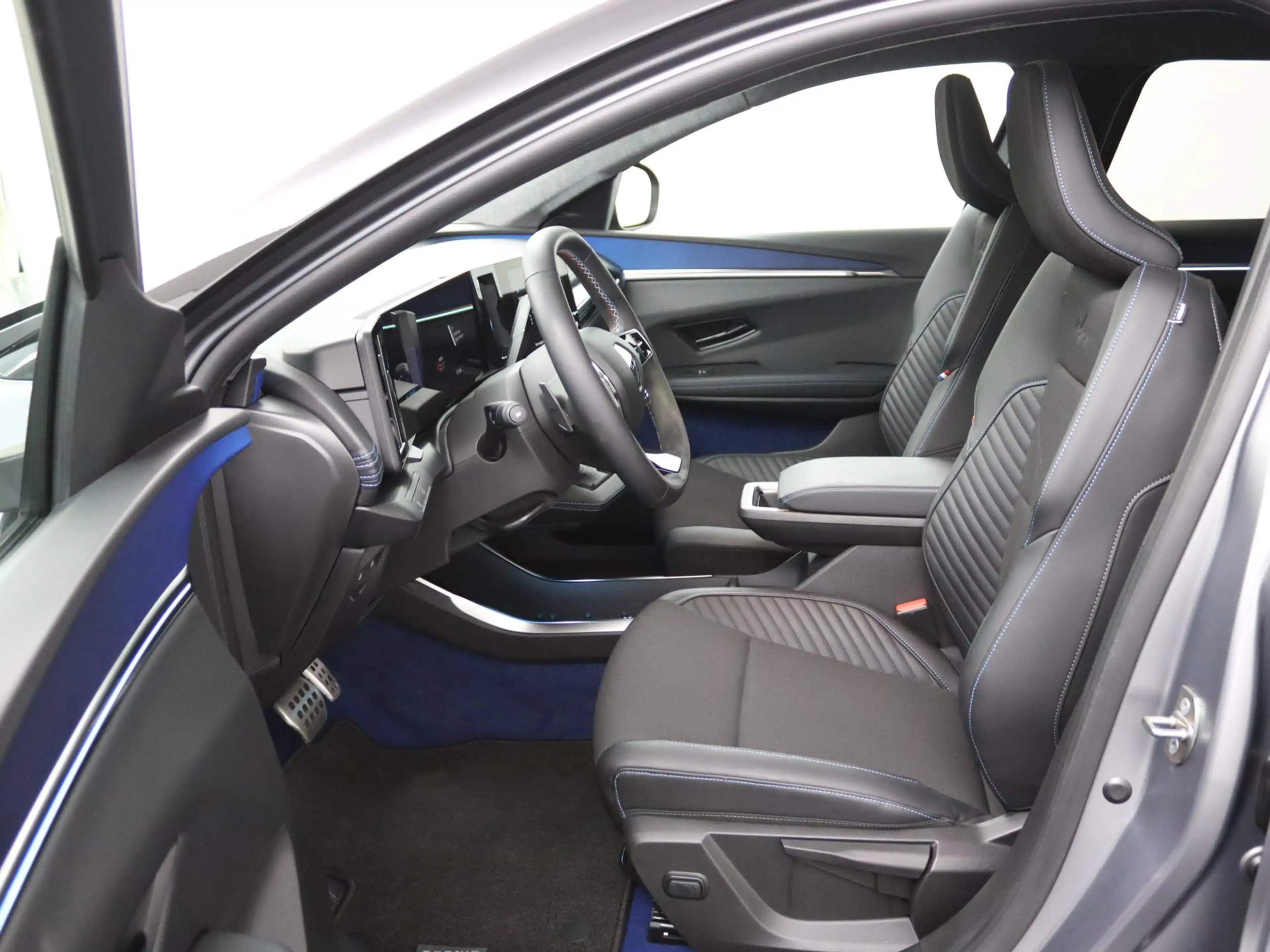 Renault Scenic E-Tech esprit Alpine 220 pk long range | Panoramad — photo 14