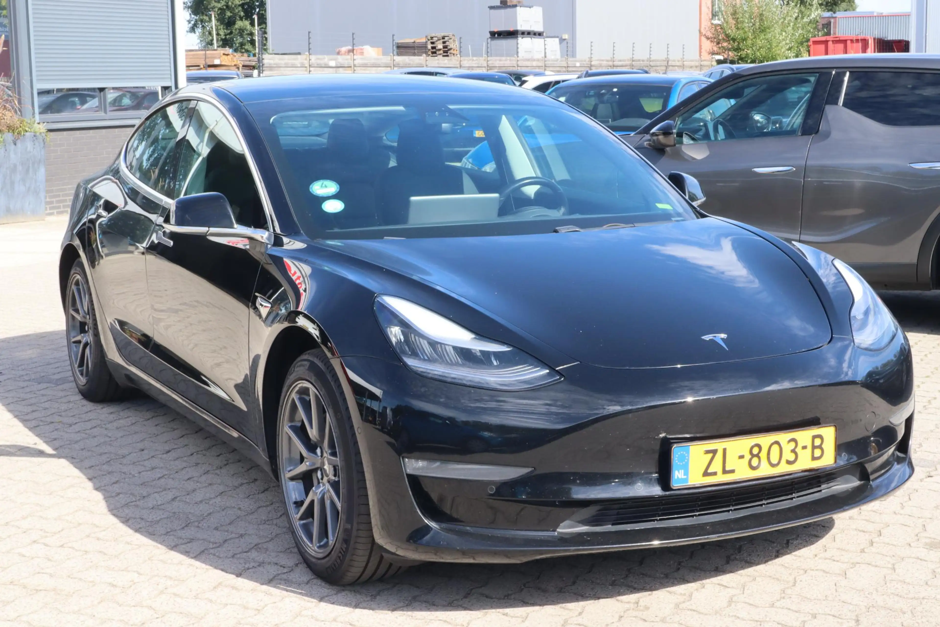 Tesla Model 3 Long Range AWD 75 kWh | 83,6% | Full Self-Driving — photo 17