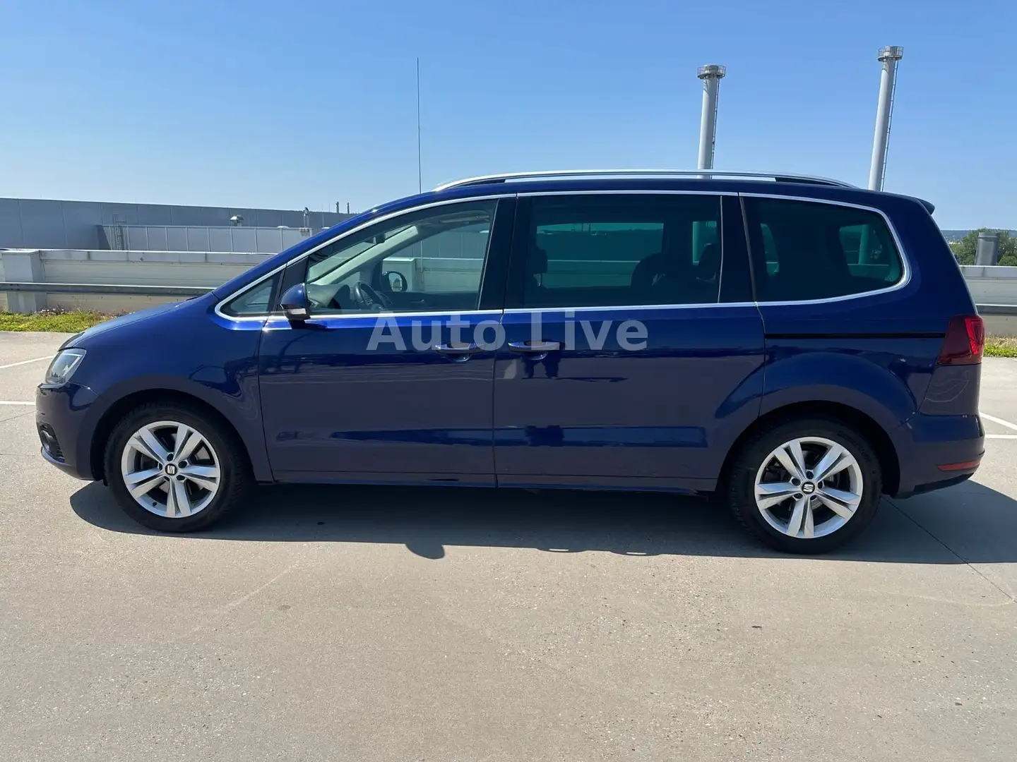 SEAT Alhambra 2.0 TDI*XCELLENCE*DSG*7 ST*NAVI*XEN*AHK Blau - 2