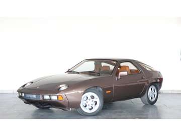 4.5i V8 - 240 MK1 1978 .