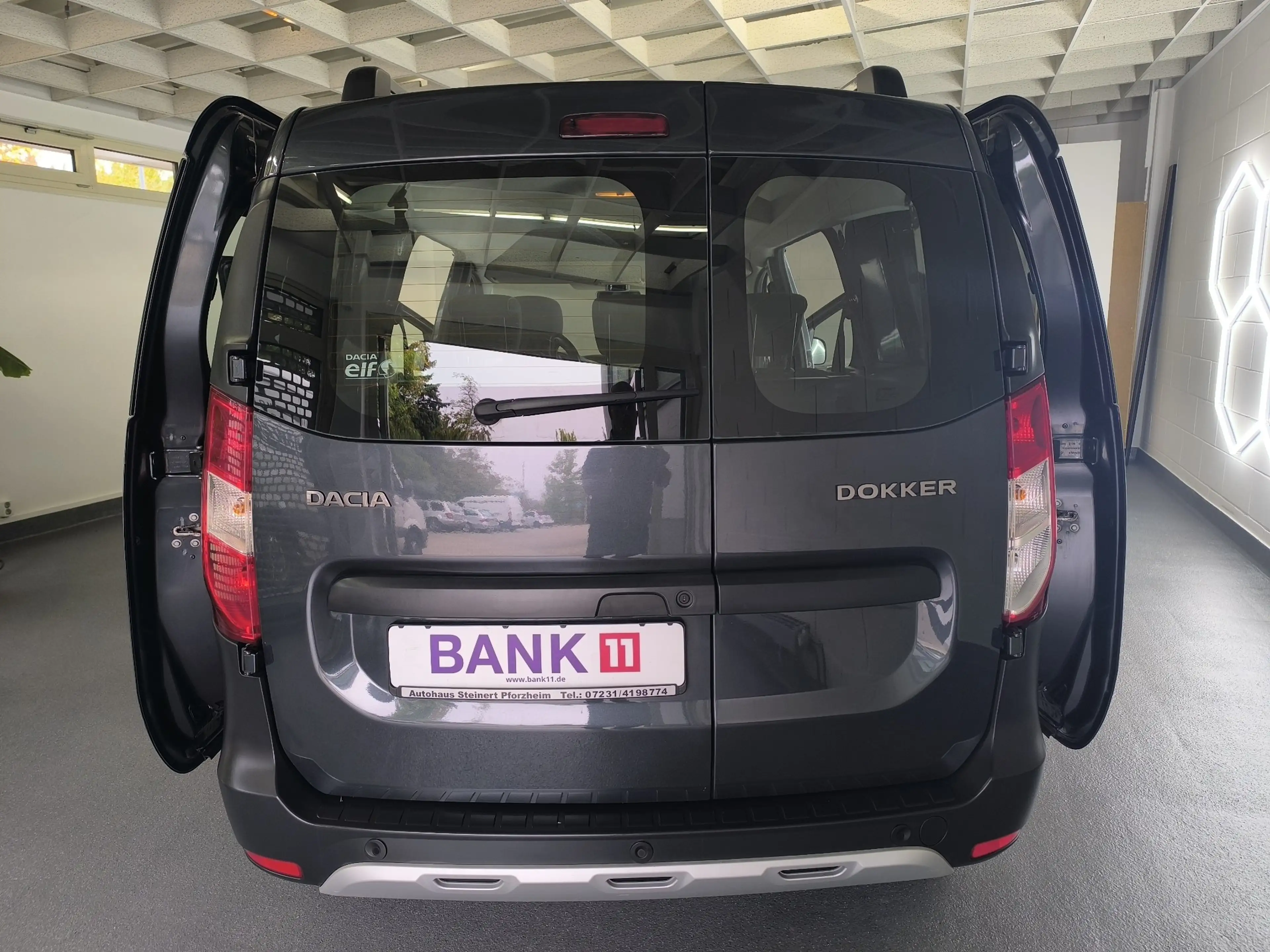 Dacia Dokker Stepway Celebration.-Navigation.-Klimaanlage.-PDC — photo 10