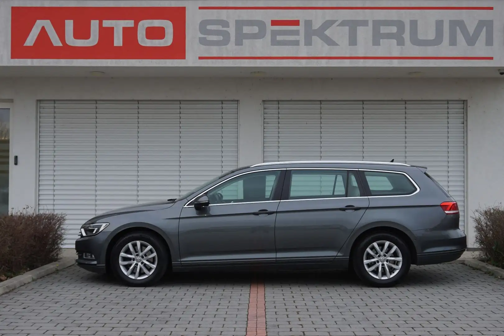 Volkswagen Passat Variant Comfortline TDI | € 81 mtl | Zahnriemen NEU | Grau - 2