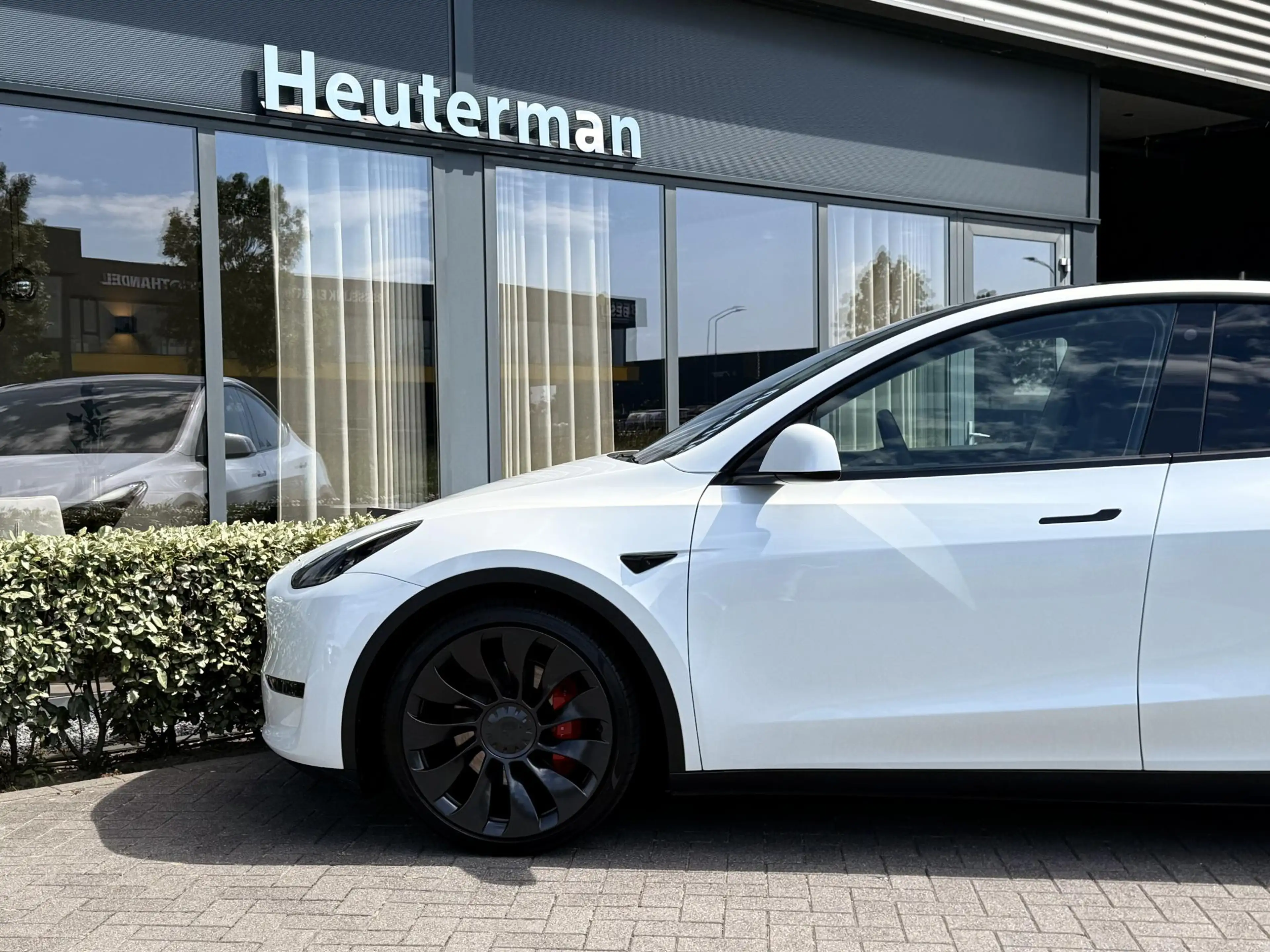 Tesla Model Y Performance AWD/Pano/Trekhaak/95%SOH — photo 15