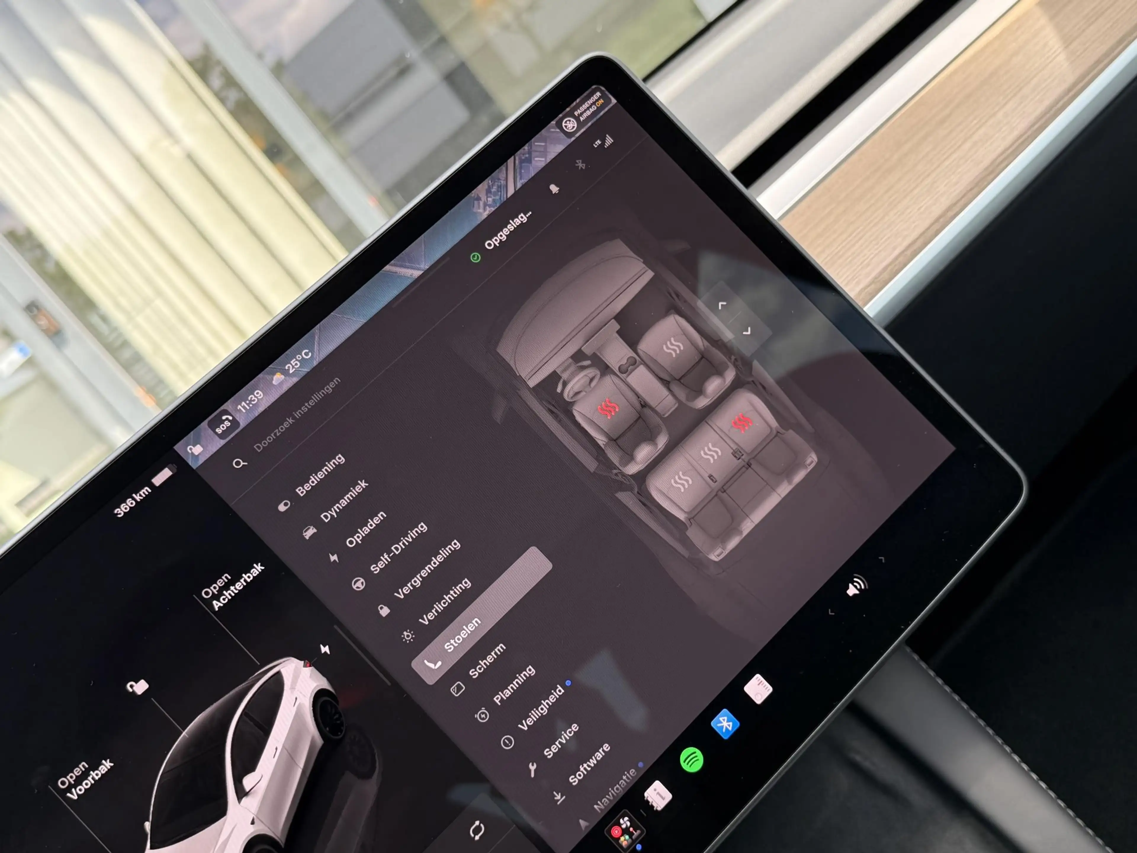 Tesla Model Y Performance AWD/Pano/Trekhaak/95%SOH — photo 31