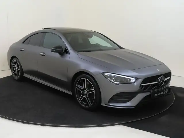 Mercedes-Benz Cla view 2