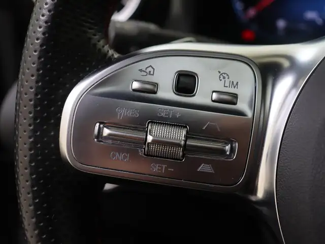 Mercedes-Benz Cla view 12