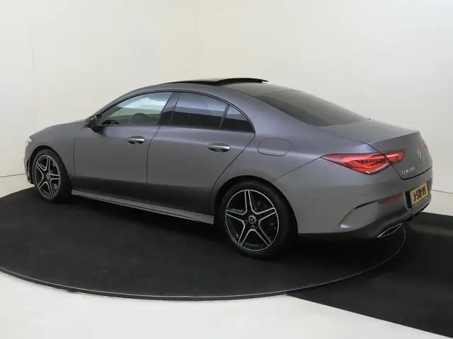 Mercedes-Benz Cla view 3