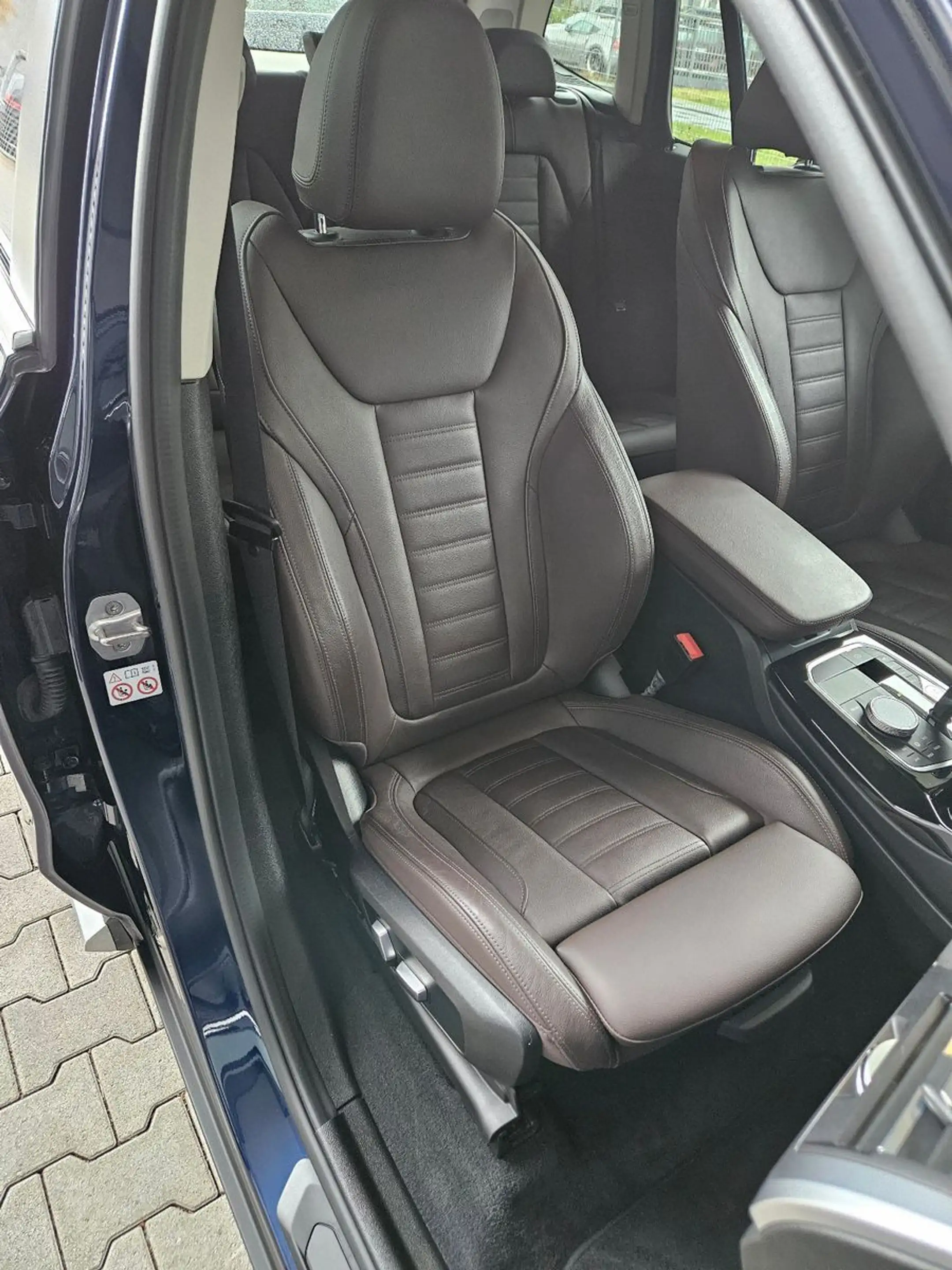 BMW X3 xDrive30e M Sportlenkrad 20Zoll — photo 12
