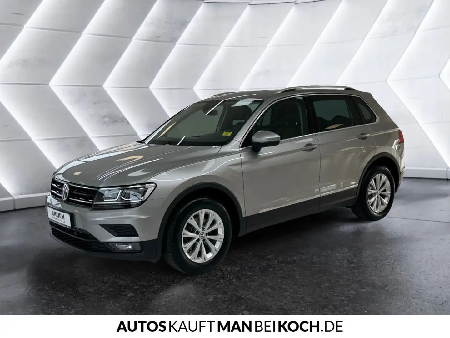 Volkswagen Tiguan 2.0 TDI DSG NAVI ACC LED DAB Bluetooth Argent - 2