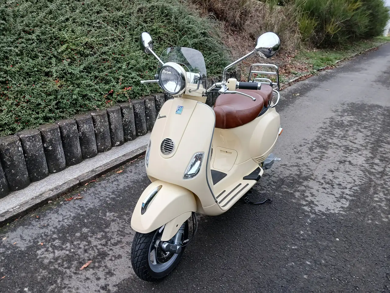 Vespa LXV 50