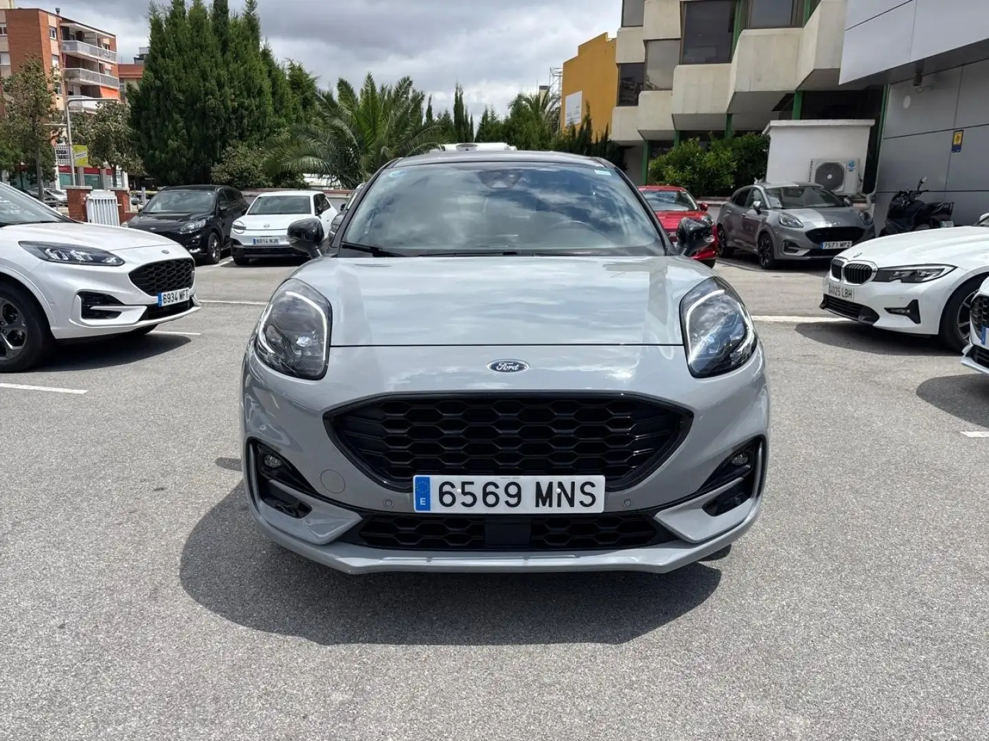 Ford Puma 1.0 EcoBoost MHEV ST-Line X 155 Gris - 2