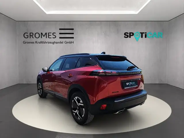 Peugeot 2008 view 5