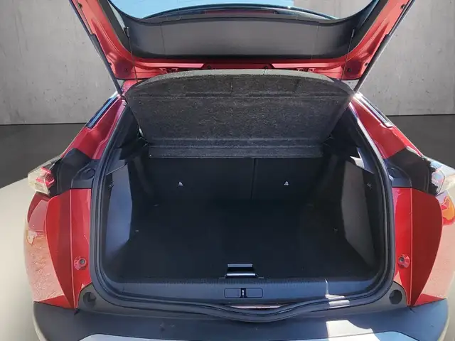 Peugeot 2008 view 7
