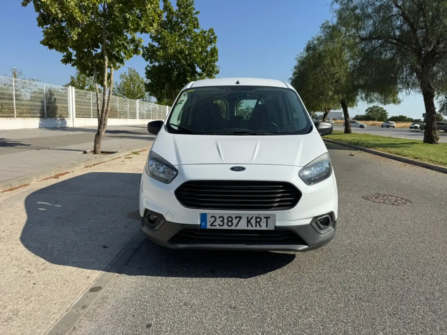 Ford Transit Connect Berlina Manual de 5 Puertas Blanco - 2