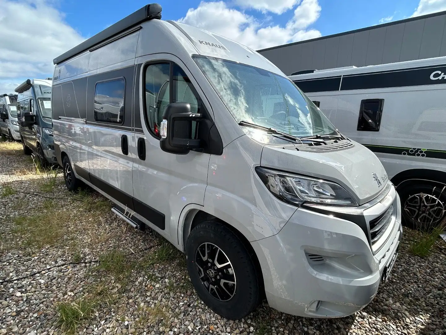 Knaus BoxStar 600 Street 60 Years - Dachklima, Navi Grau - 1