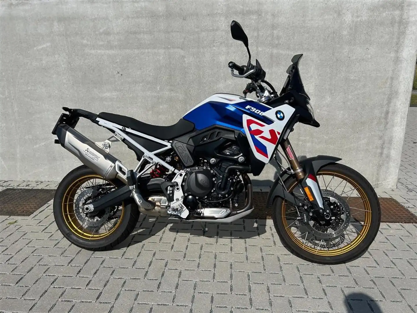 BMW F 900 GS 0 - 1