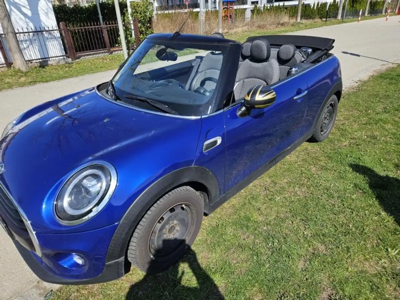 MINI Cooper Cabrio