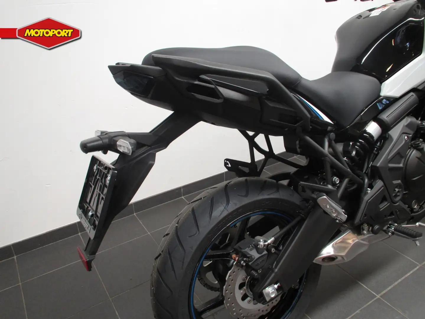 Kawasaki Versys 650 Wit - 2