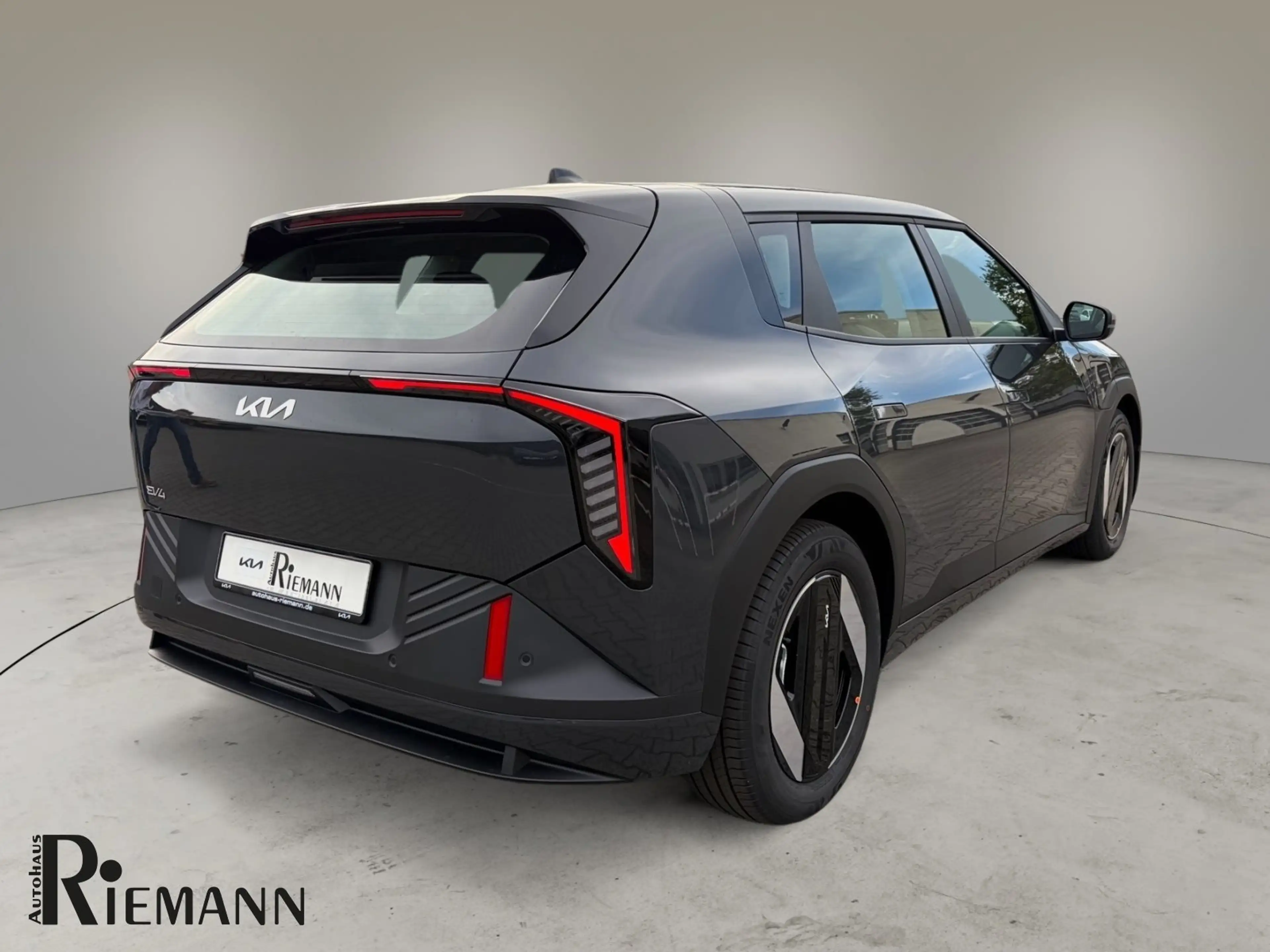 Kia EV4 58,3-kWh Earth + WinterConnect-Paket — photo 2