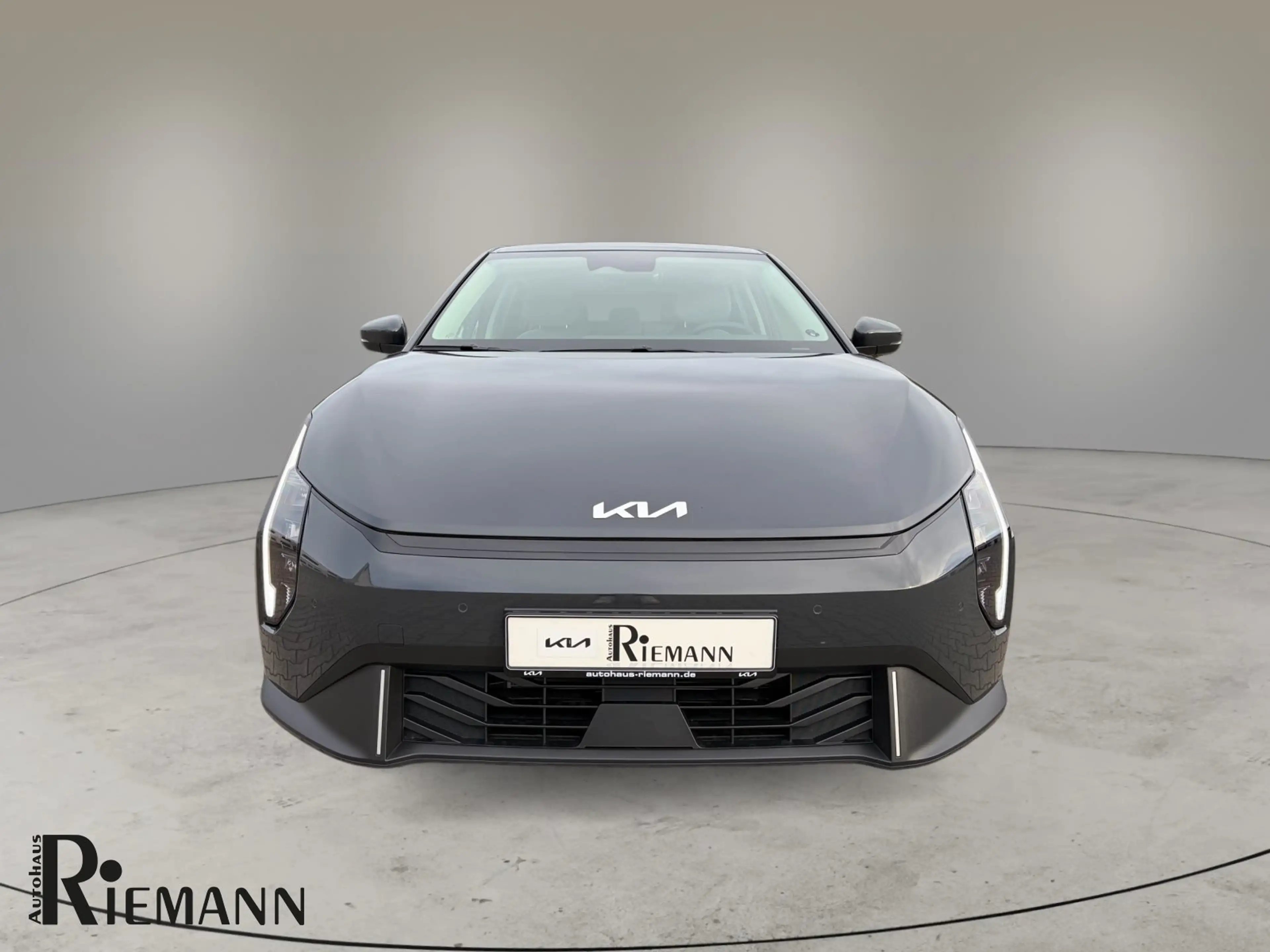 Kia EV4 58,3-kWh Earth + WinterConnect-Paket — photo 3