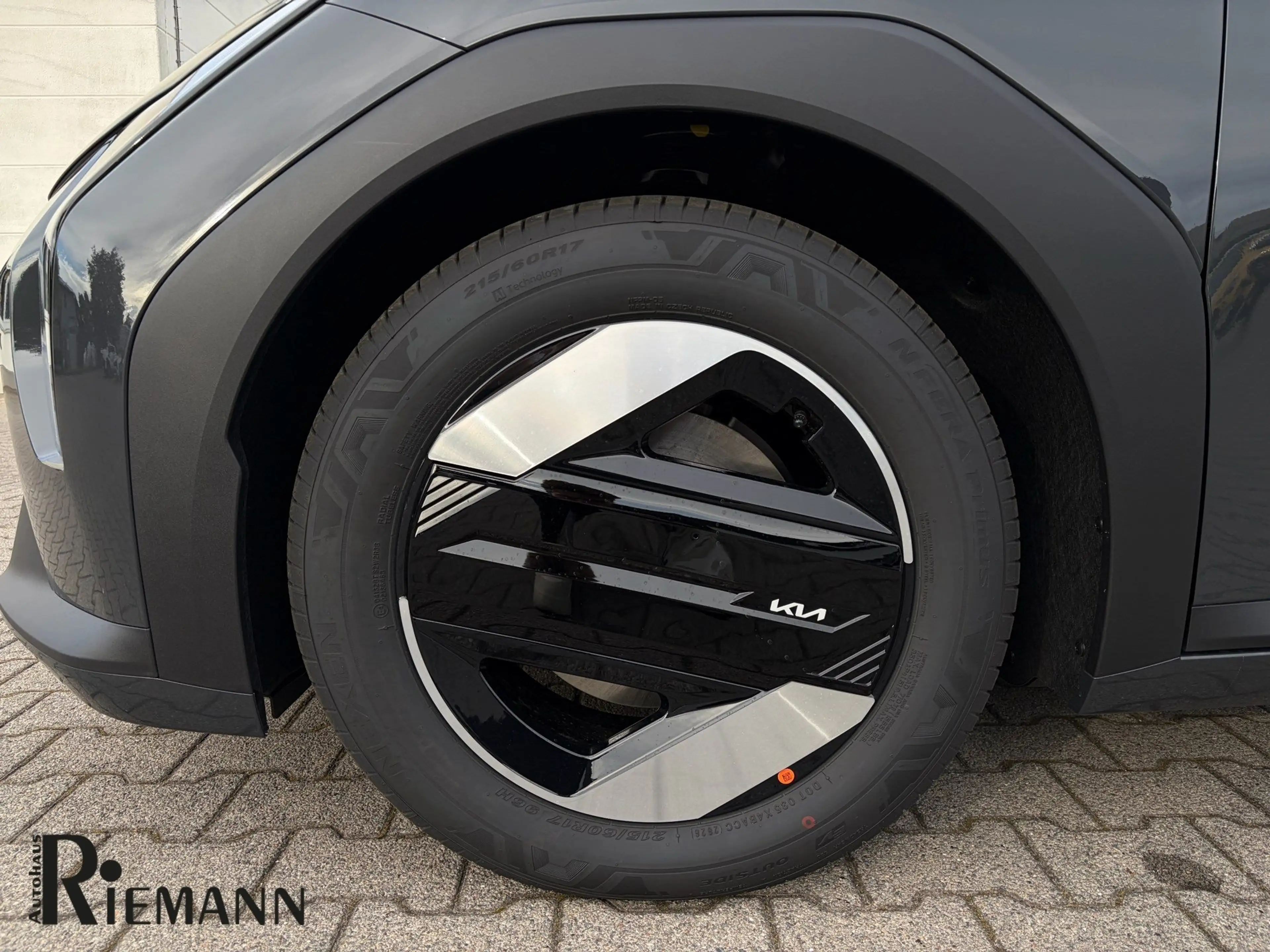 Kia EV4 58,3-kWh Earth + WinterConnect-Paket — photo 9