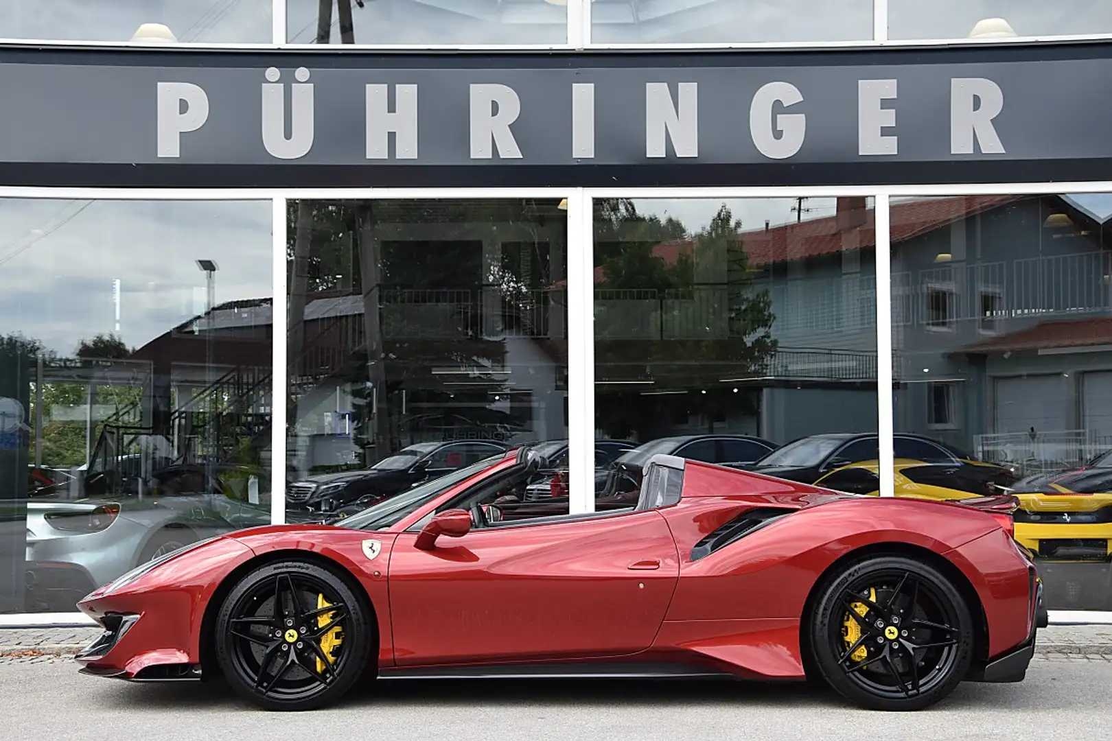 Ferrari 488 Spider Pista *Full Carbon*2xKamera*Lift*Painted... Rot - 1
