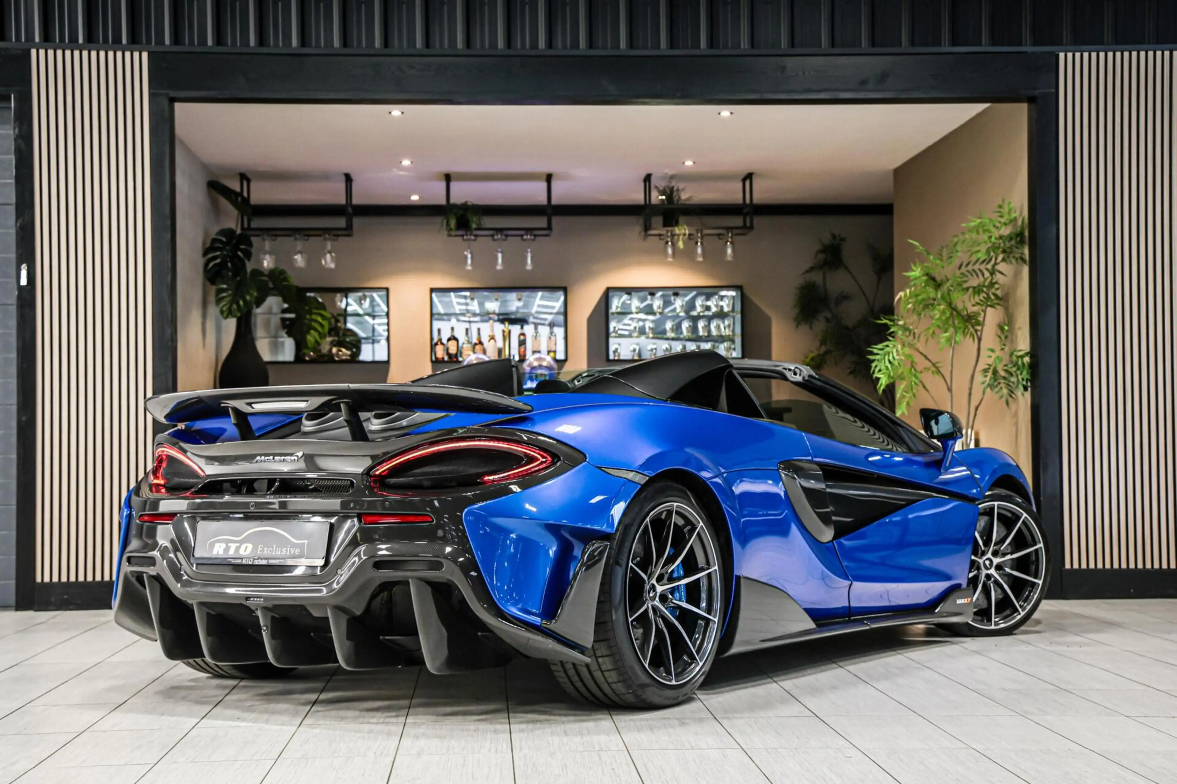 McLaren 600LT Spider 3.8 V8|Senna seats|PPF|Lift|Carbon|B&W — photo 5