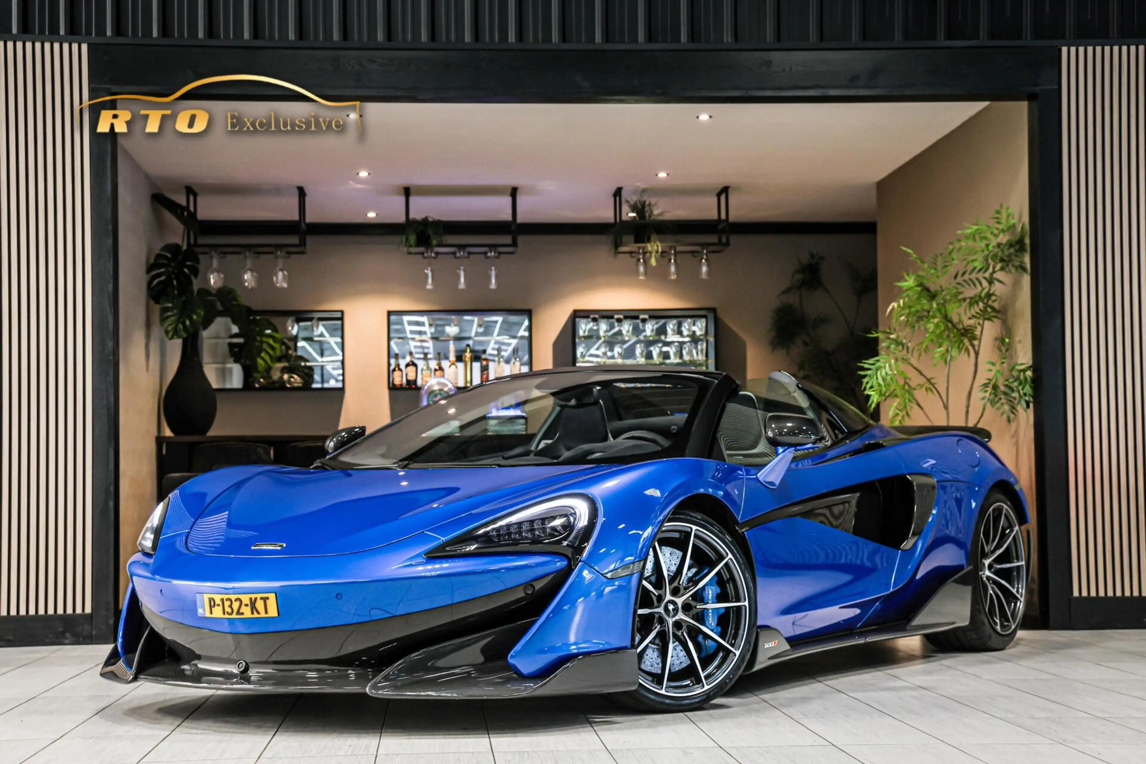 McLaren 600LT Spider 3.8 V8|Senna seats|PPF|Lift|Carbon|B&W