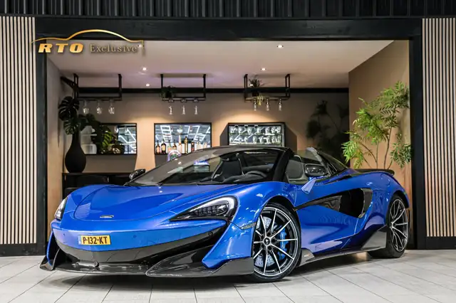 McLaren Spider 3.8 V8|Senna seats|PPF|Lift|Carbon|B&W