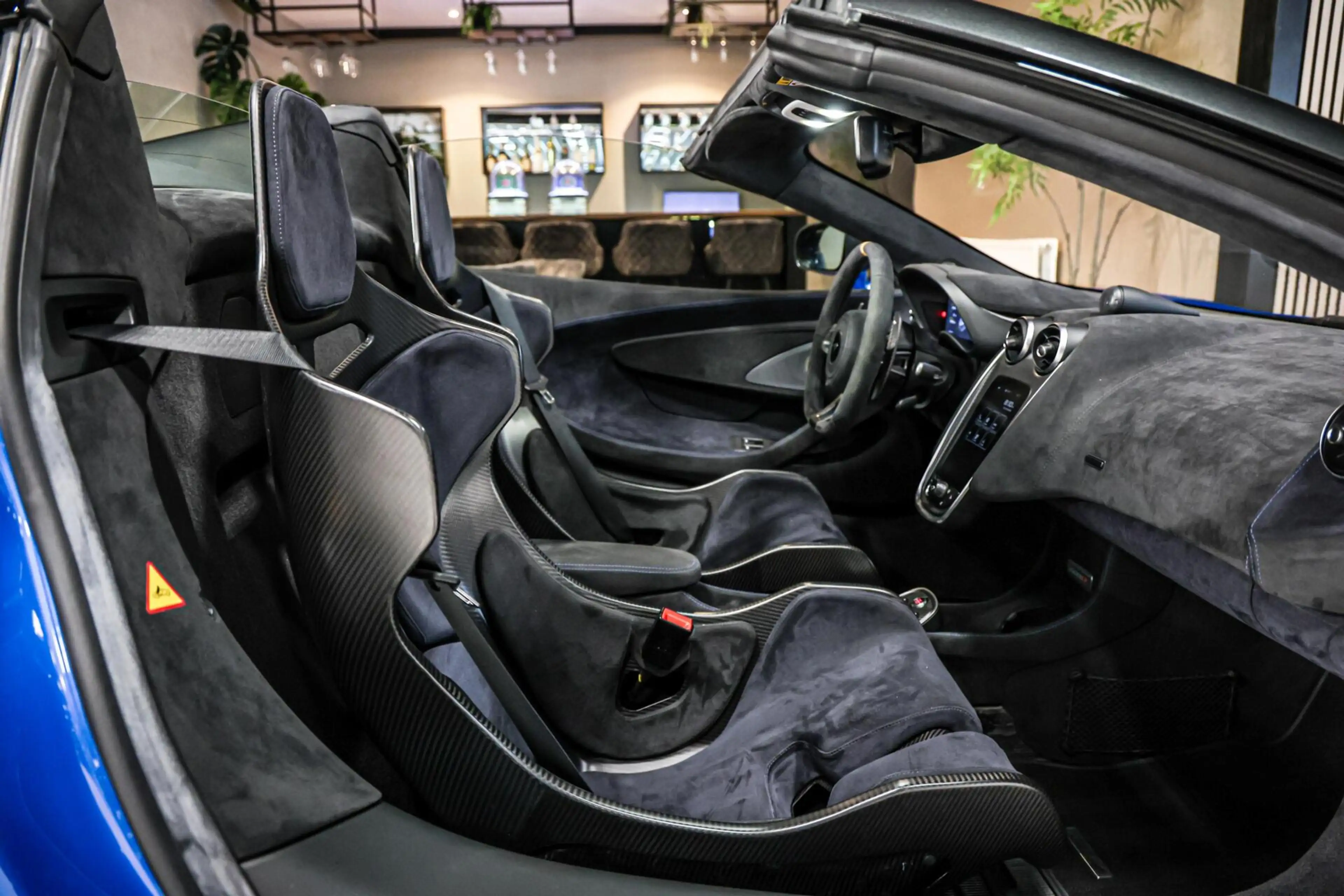 McLaren 600LT Spider 3.8 V8|Senna seats|PPF|Lift|Carbon|B&W — photo 14