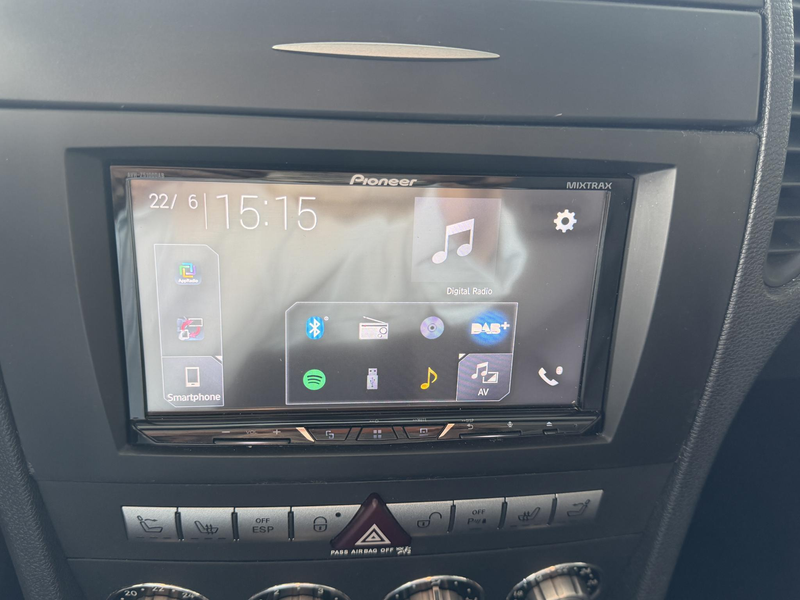 Mercedes-Benz SLK 200 K. in nieuwstaat ,vol opties, en de hele onderhoud — photo 15