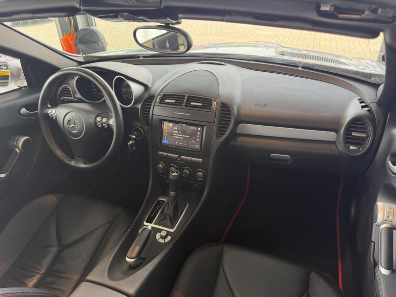 Mercedes-Benz SLK 200 K. in nieuwstaat ,vol opties, en de hele onderhoud — photo 10